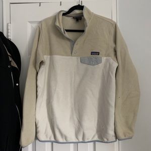 Beige and white fleece Patagonia